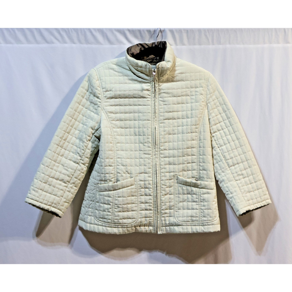 White Stag Missy jacket tan out brown in 2 front pockets zipper front